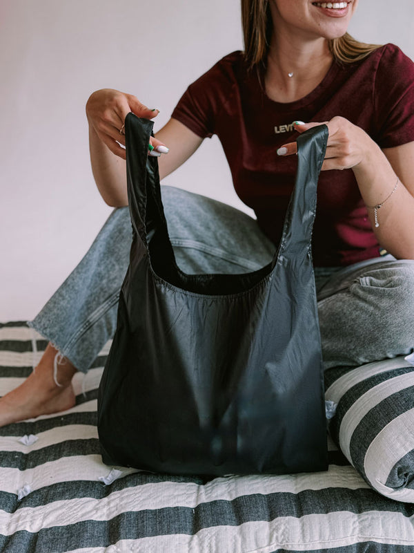 Black Raincoat Fabric Tote Bag – Lightweight Foldable Eco Shopping Bag for Daily Use