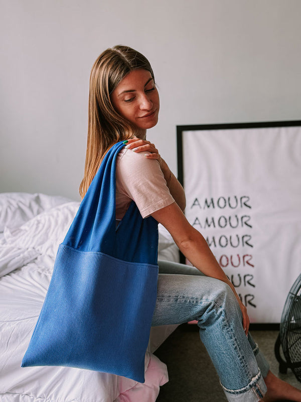 Knitted fabric tote bag with sport mesh handles – stylish eco-friendly shoulder bag for gym, outings, and daily essentials